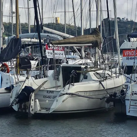 Barco Ilinx Marina Parque Nacoes Ботель *