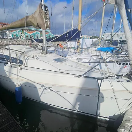 船屋 Barco Ilinx Marina Parque Nacoes